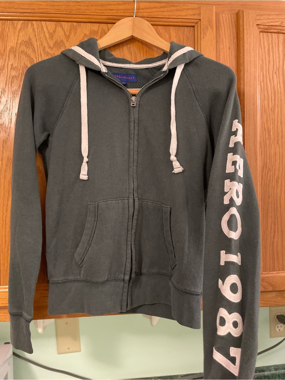Aeropostale Zip Up Hoodie Size XS Aero 1987 on Sleeve Very y2K Vibez